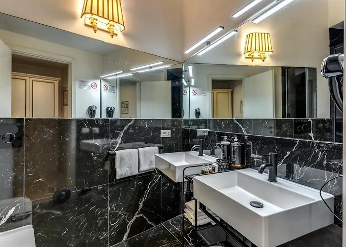 Baboon 4* Rome